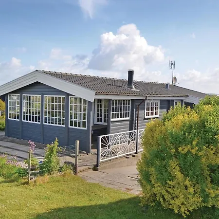 2 Bedroom Awesome In Faaborg Holiday home *